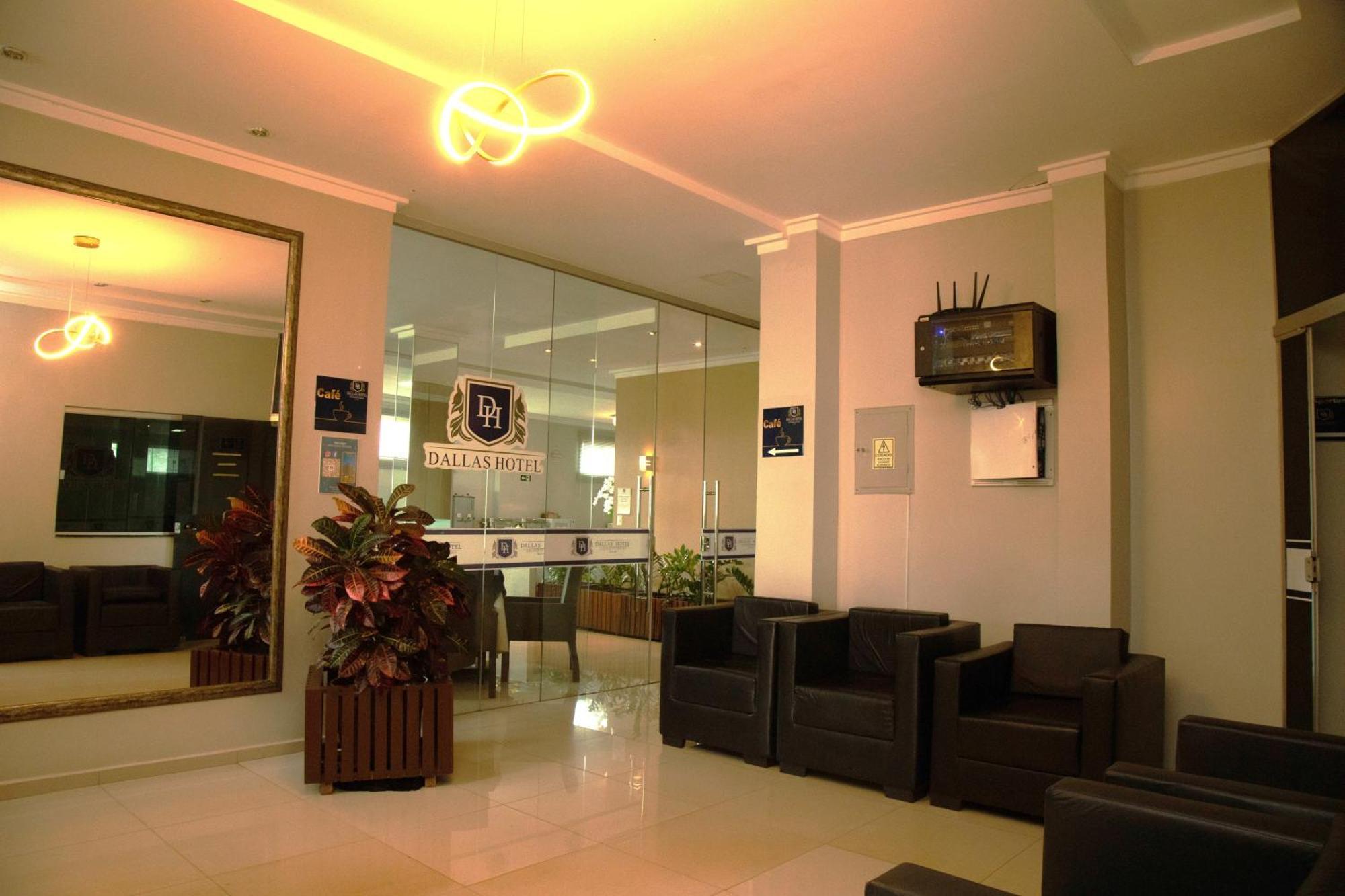 Dallas Hotel Premium Altamira  Exterior photo