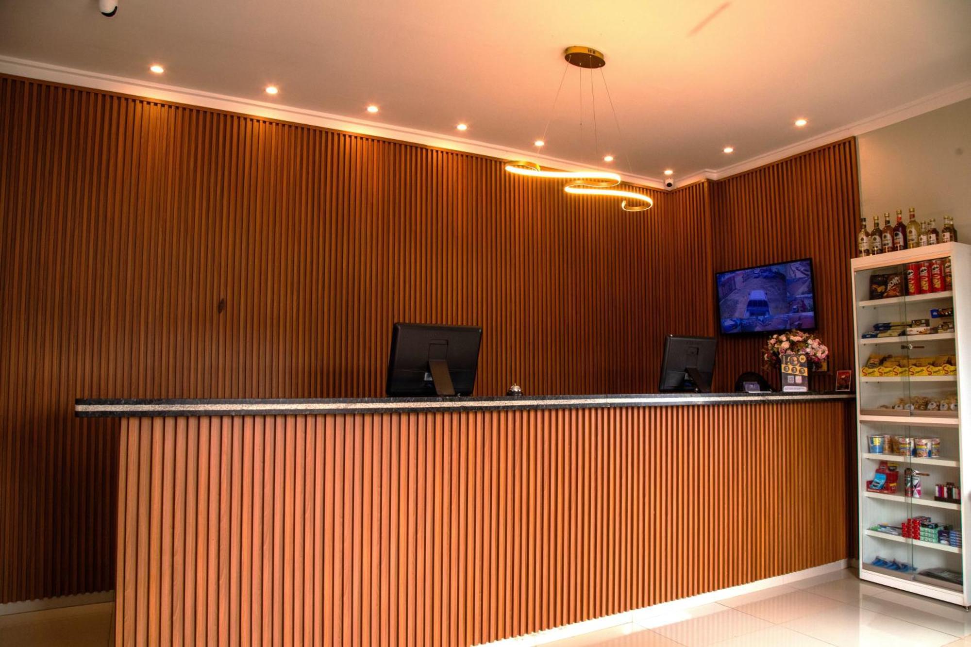 Dallas Hotel Premium Altamira  Exterior photo
